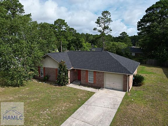 4th image of 33 Kenny Dr