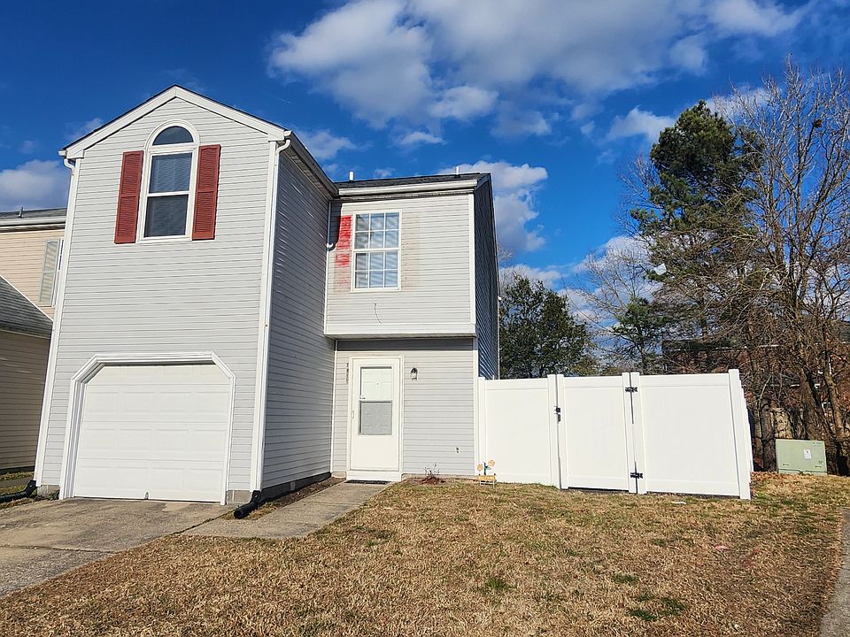 1st image of 1209 Alder Ct #1
