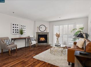 2550 Oak Rd APT 214, Walnut Creek, CA 94597