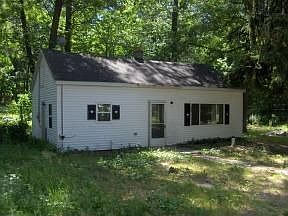 1st image of 682 W Lincoln Ave