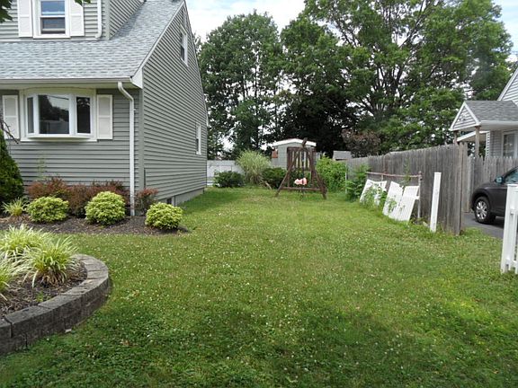 3rd image of 1010 Haran Ave