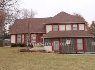 1111 S Winterbrooke Dr, Olathe, KS 66062