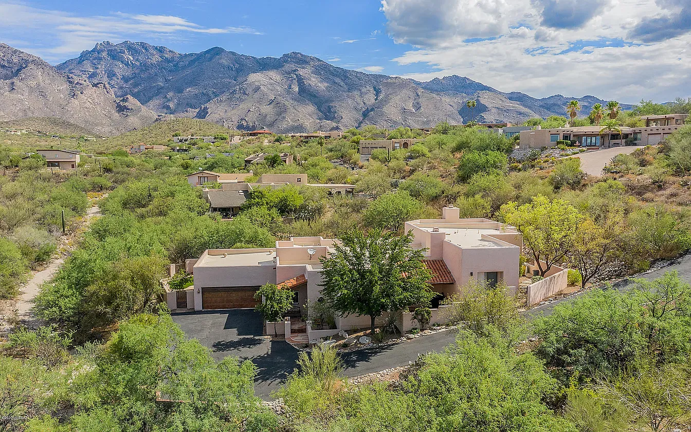 4 bed, 3197 sqft, $5,500 — Photo 1