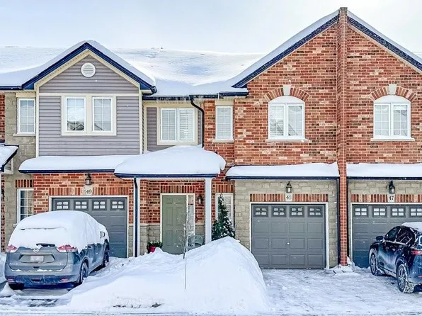 60 Cloverleaf Dr #48, Hamilton, ON L9K 1S8