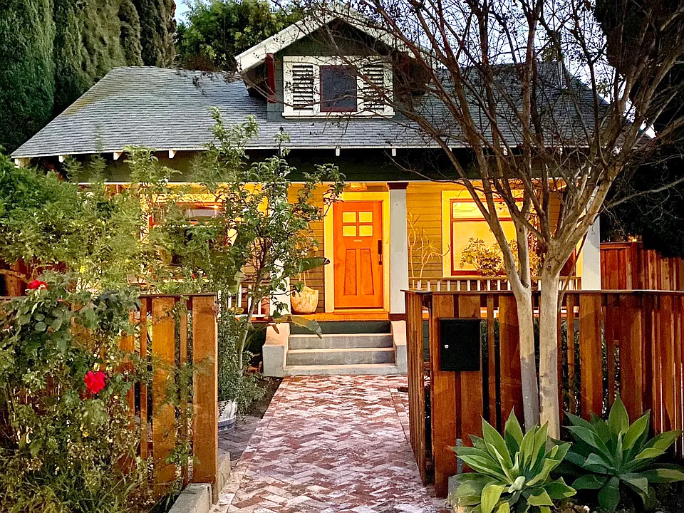 2258 Inez St