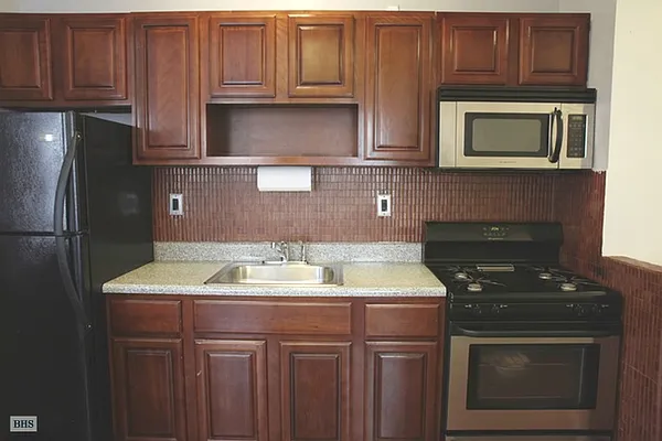 Rented by Brown Harris Stevens | media 12