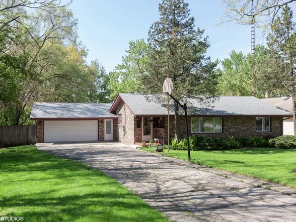 1626 Mohawk St, Joliet, IL 60432