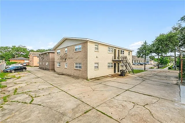 2 bed, 1.0 bath, 950 sqft, $1,150 — Photo 3