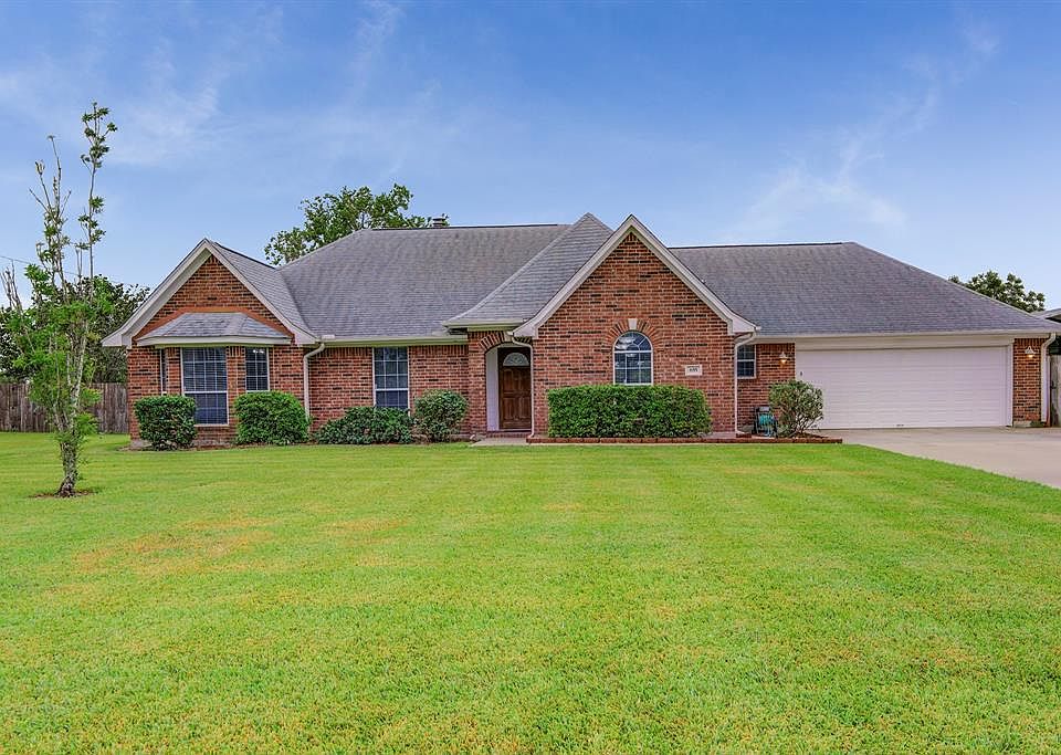 1st image of 655 Westwood Cir