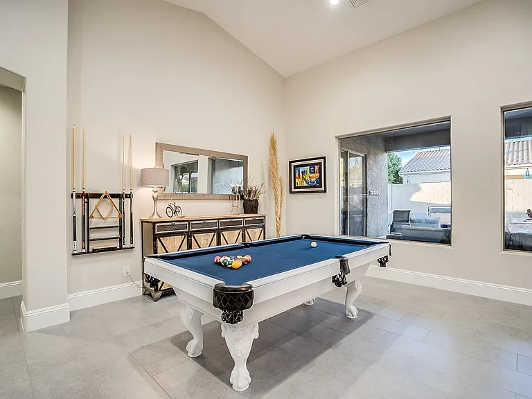 7308 E Whistling Wind Way — Photo 9