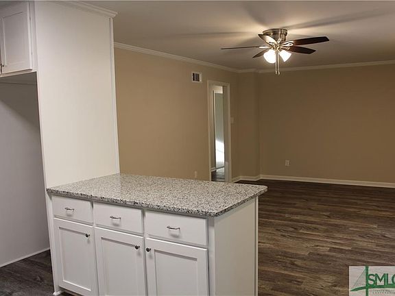 3rd image of 114 Nelson Ave