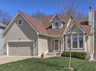 603 Crabapple Ln, Liberty, MO 64068