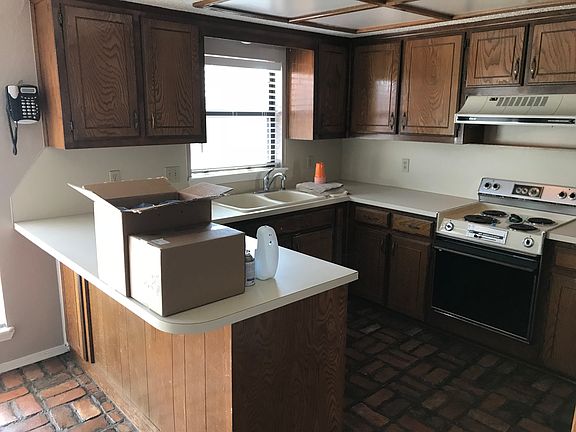 4th image of 2112 Summer Oak Dr