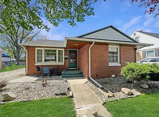 2813 Walnut Ave, Mattoon, IL 61938