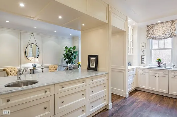 Sold by Brown Harris Stevens | media 24