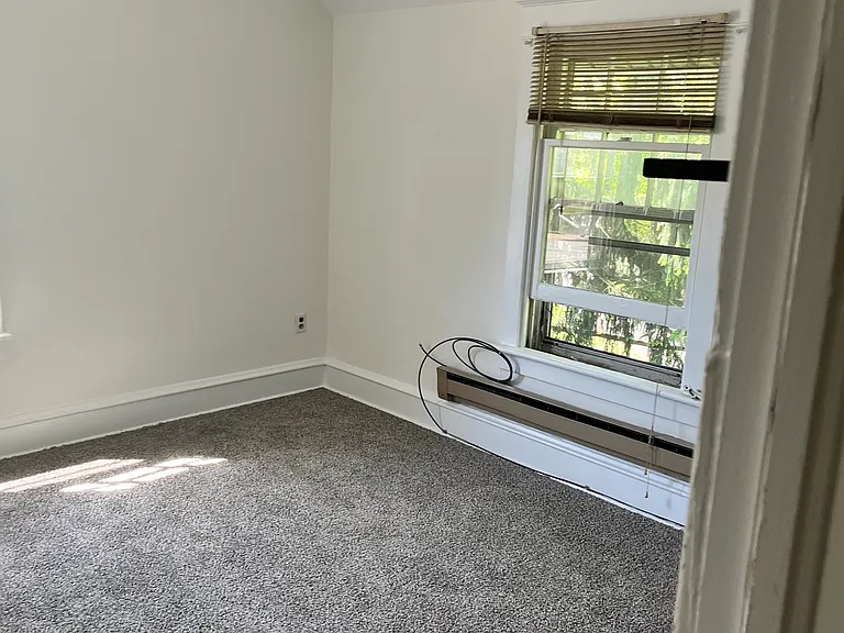2935 Meyer Ave #3 — Photo 6