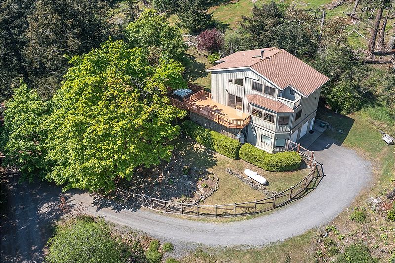 3rd image of 263 Cascade Way