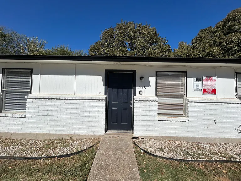 Sunny Terrace Seagoville — Photo 12