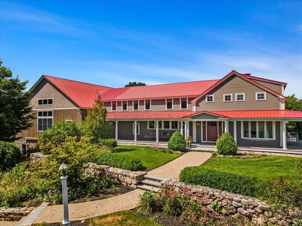 17 Campbell Road, Bedford, NH 03110