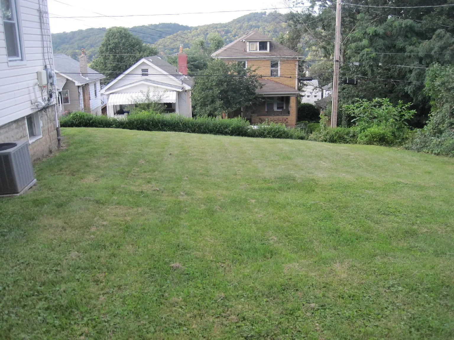 3 bed, 1584 sqft, $1,500 — Photo 2