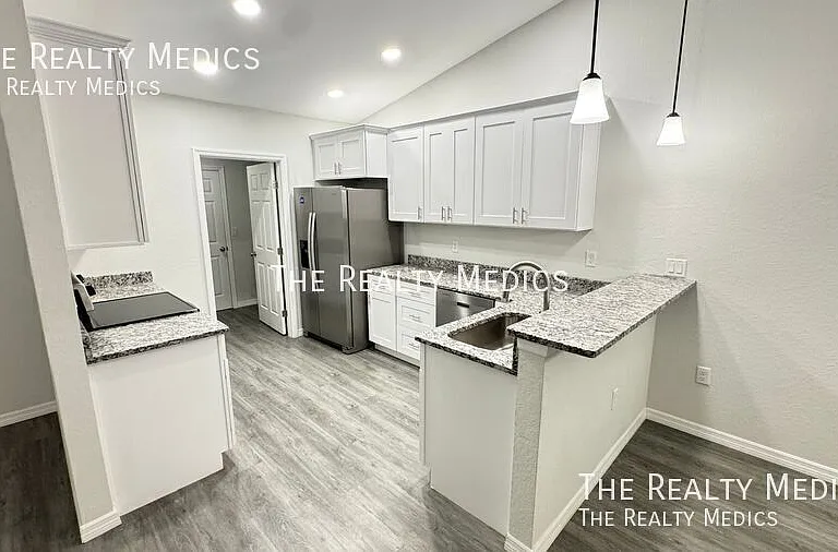 4167 Hammock Rd — Photo 6