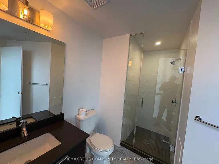 10 Park Lawn Rd #2404 — Photo 37