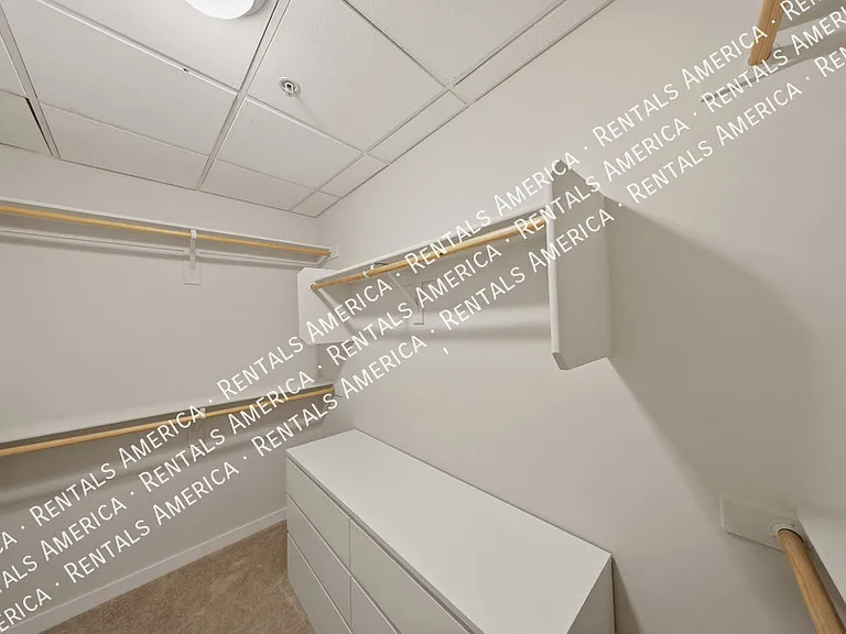 1 E Lexington Ave #905 — Photo 27