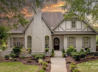 7821 Pemswood St, Charlotte, NC 28277