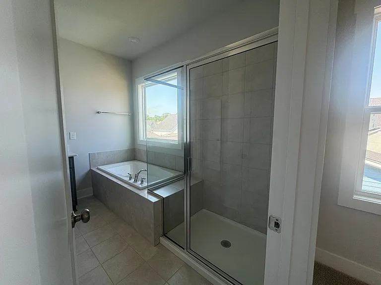 121 Broadwater Dr — Photo 14