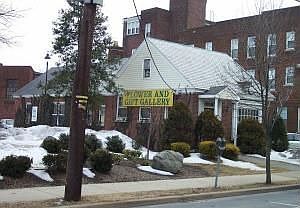 TERRIFIC COMMERCIAL BUILDING