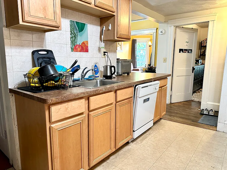 223 Summer St #R3 — Photo 9