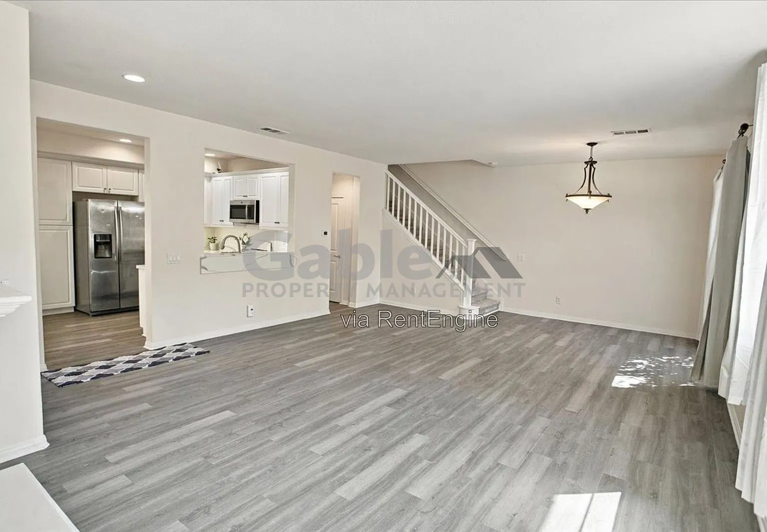 3 bed, 3.0 bath, 1710 sqft, $3,350 — Photo 3