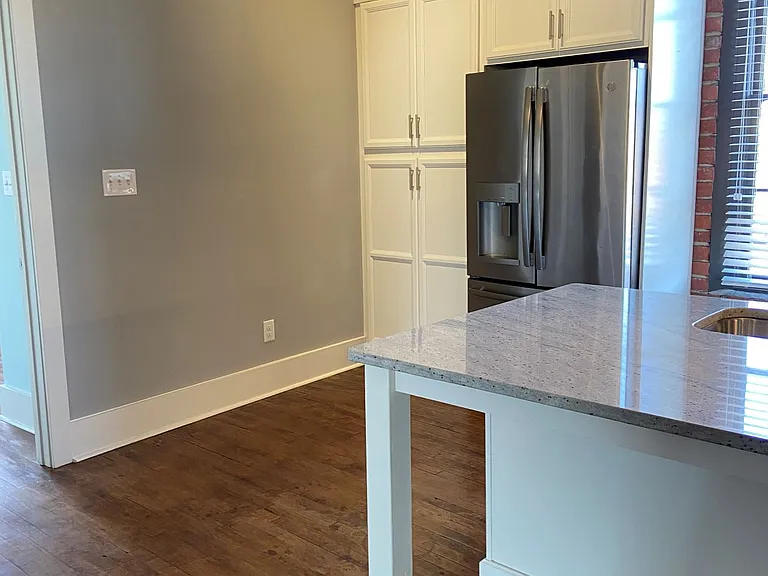 1200 Commerce St #2 — Photo 7