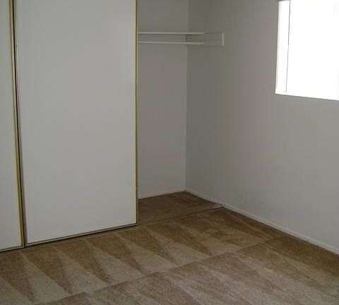 4th image of 9641 Park St