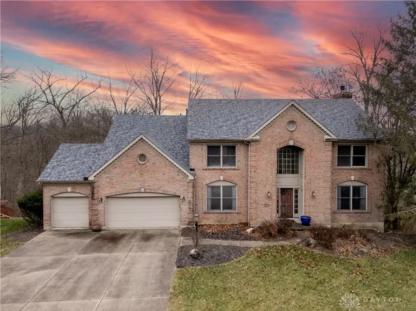 609 Valley Woods Ct, Loveland, OH 45140