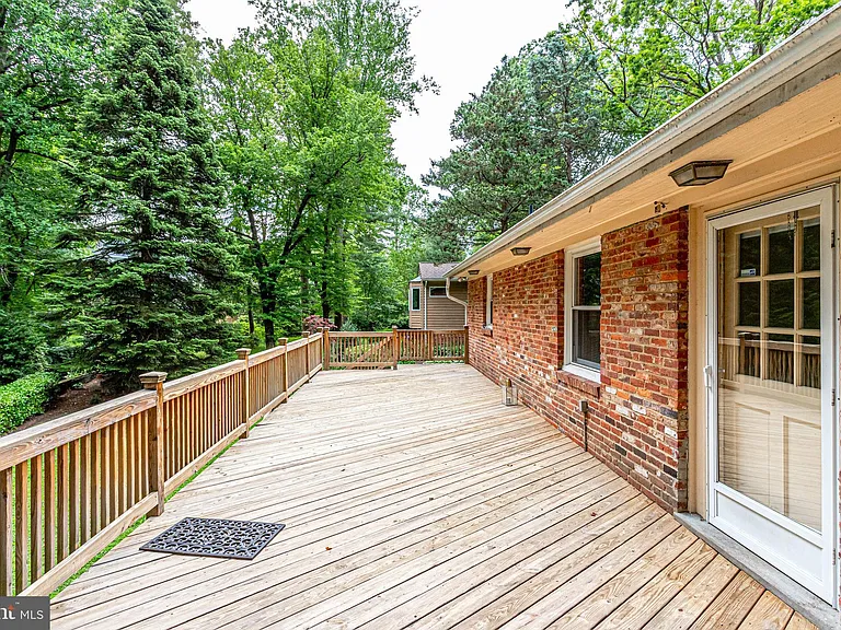 5225 Old Dominion Dr — Photo 76