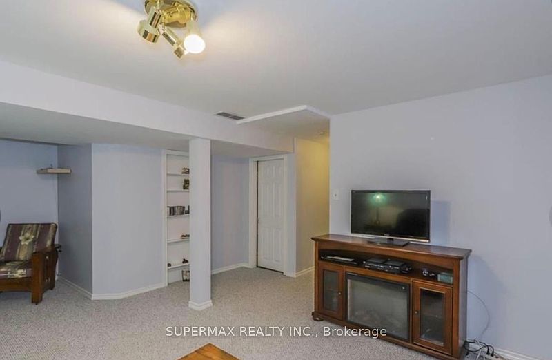 London House for rent - 4 Bedrooms — photo 26