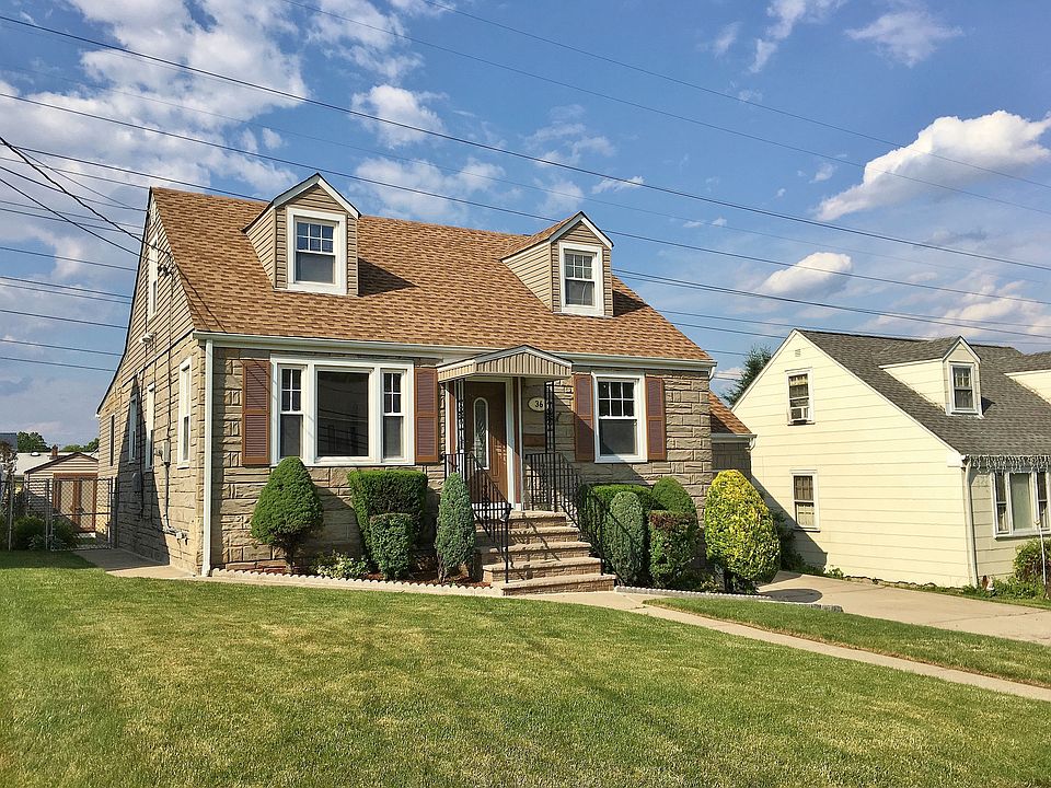 1st image of 36 Noel Dr