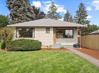 104 6th St, Cheney, WA 99004