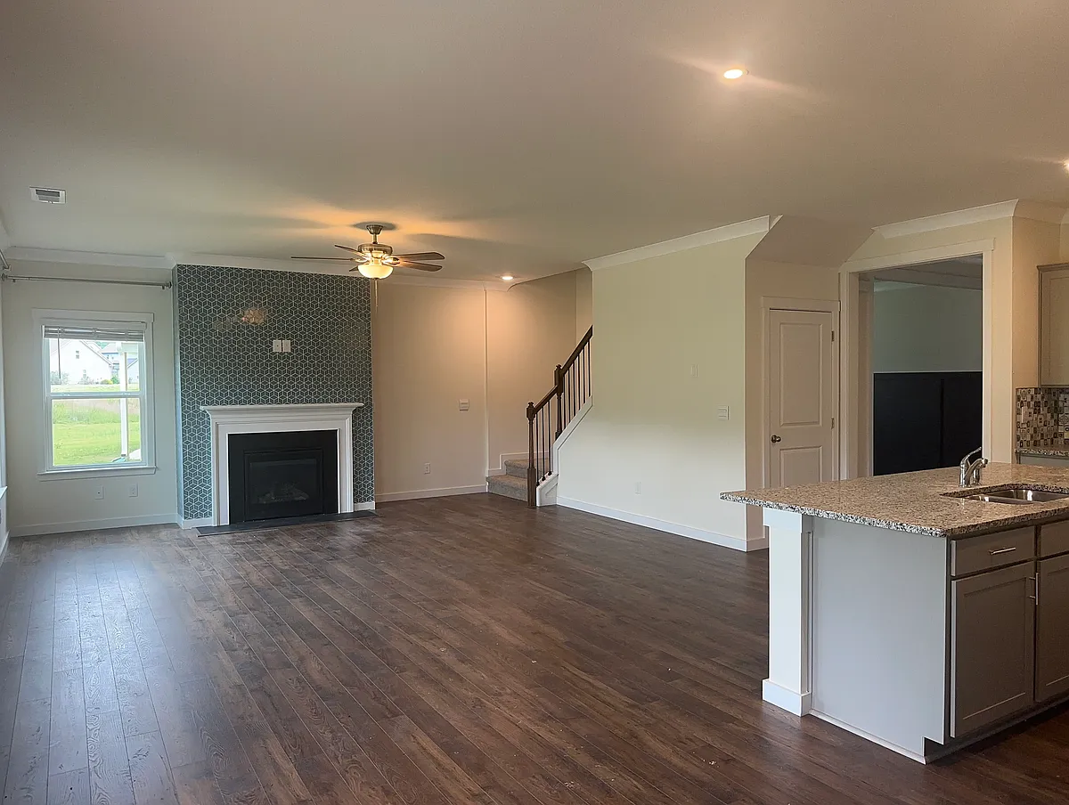 Building Photo - 10753 Upland Dr