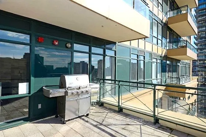35 Hayden St #1308 — Photo 14