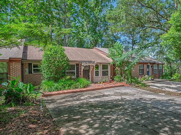 3rd image of 1543 San Luis Rd