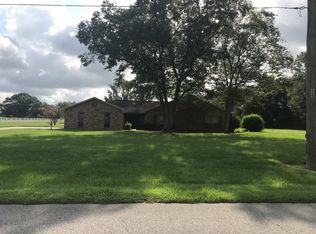 241 Viaulet Rd, Youngsville, LA 70592