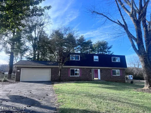 10708 Sallings Rd, Knoxville, TN 37922