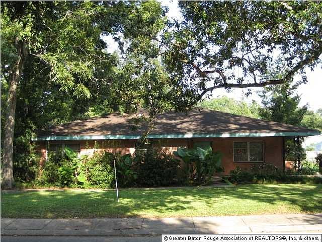 1st image of 407 S Ardenwood Dr