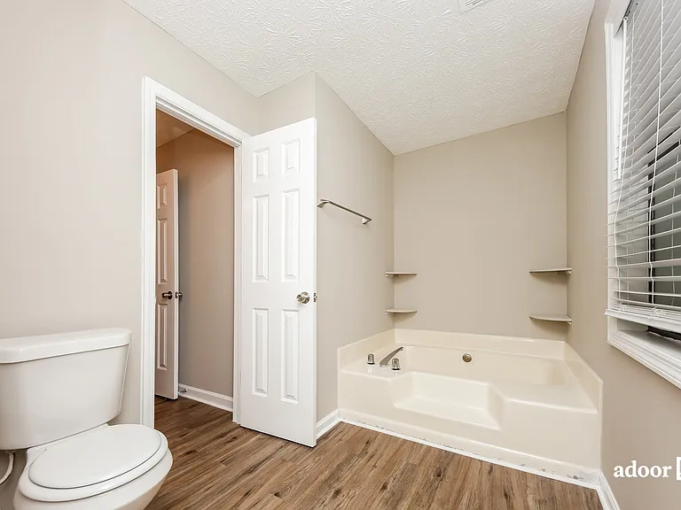 3108 Goldenrod Ln SW — Photo 12
