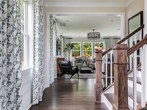 Ashburn Plan 4 Foyer