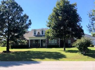 897 N Main Ave, Lincoln, AR 72744