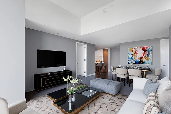 Rented by The Moinian Group | media 27