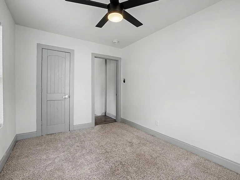 1320 S 7th Ave — Photo 14